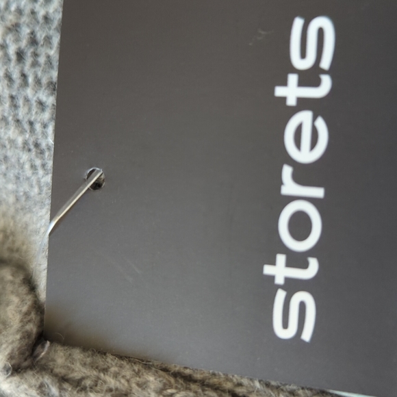 Storets Lyla Oversized Knit Vest Gray S/M - Picture 14 of 16